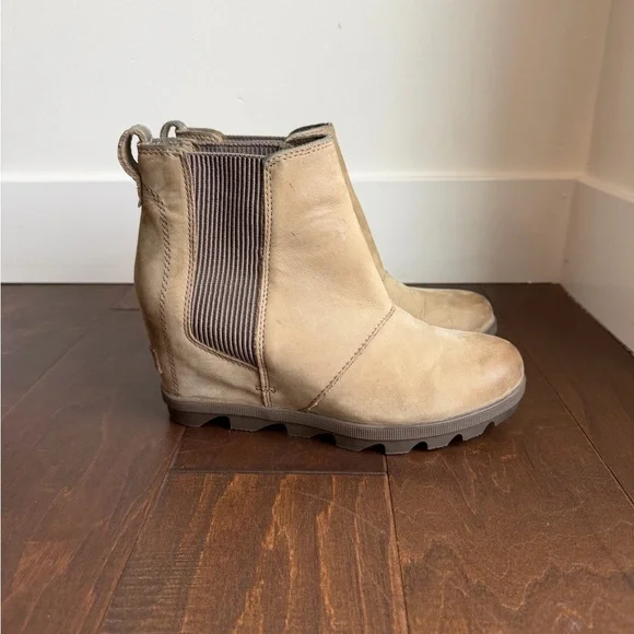 Sorel Joan Ankle Wedge Boots - Picture 2 of 5